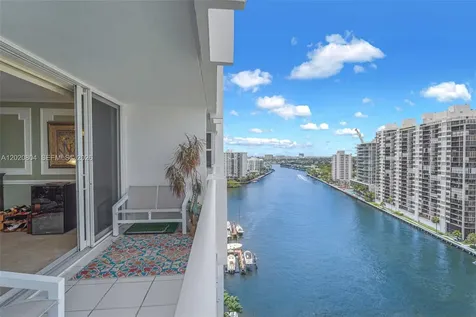 2800 E Sunrise Boulevard Fort Lauderdale FL 33304