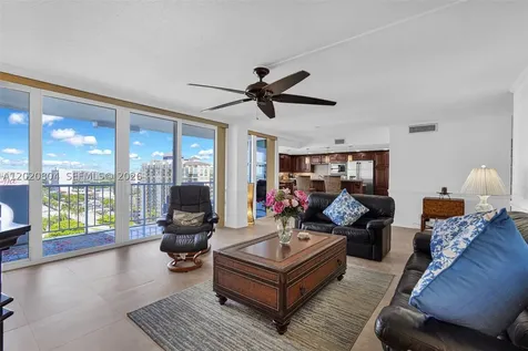 2800 E Sunrise Boulevard Fort Lauderdale FL 33304