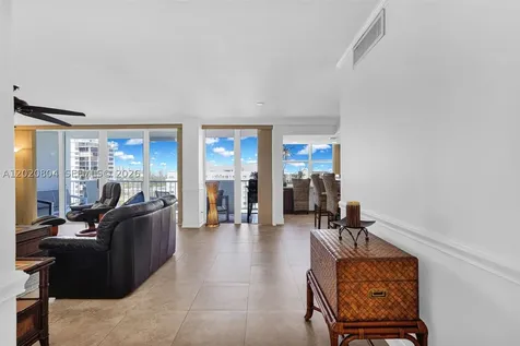 2800 E Sunrise Boulevard Fort Lauderdale FL 33304
