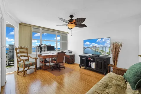 2800 E Sunrise Boulevard Fort Lauderdale FL 33304