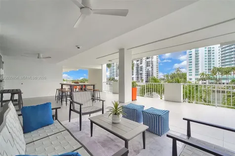 2800 E Sunrise Boulevard Fort Lauderdale FL 33304