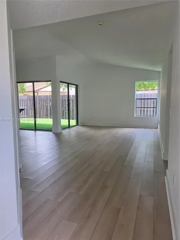 15240 SW 45th Terrace Miami FL 33185