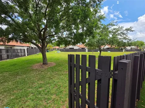 15240 SW 45th Terrace Miami FL 33185