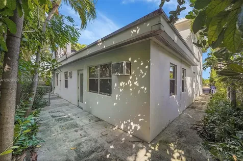 620 86th Street Miami Beach FL 33141