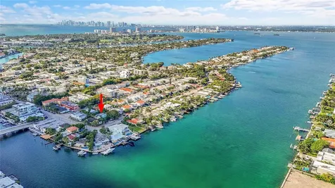 620 86th Street Miami Beach FL 33141