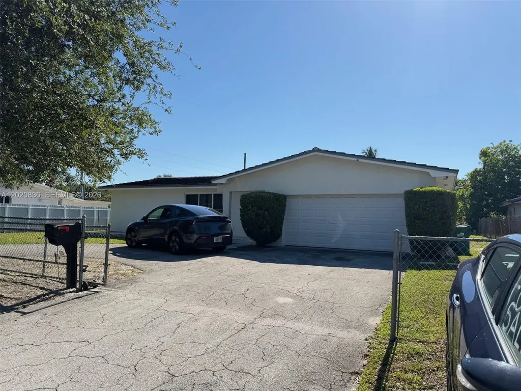 13425 NW 2nd Avenue Miami FL 33168