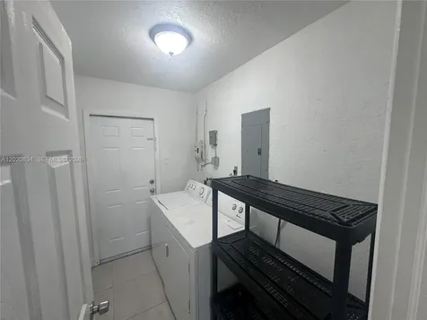 2806 SW 35th Avenue Miami FL 33133