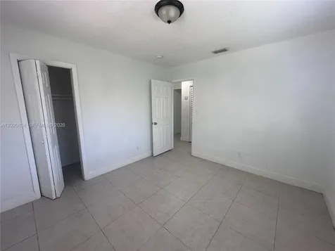2806 SW 35th Avenue Miami FL 33133