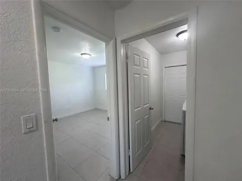 2806 SW 35th Avenue Miami FL 33133