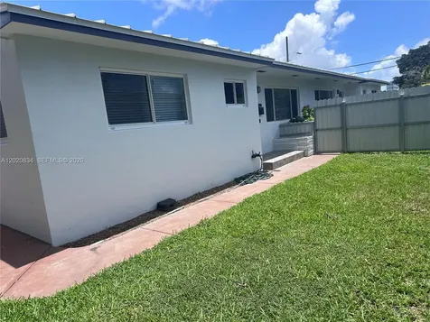 2806 SW 35th Avenue Miami FL 33133