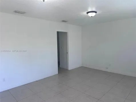 2806 SW 35th Avenue Miami FL 33133