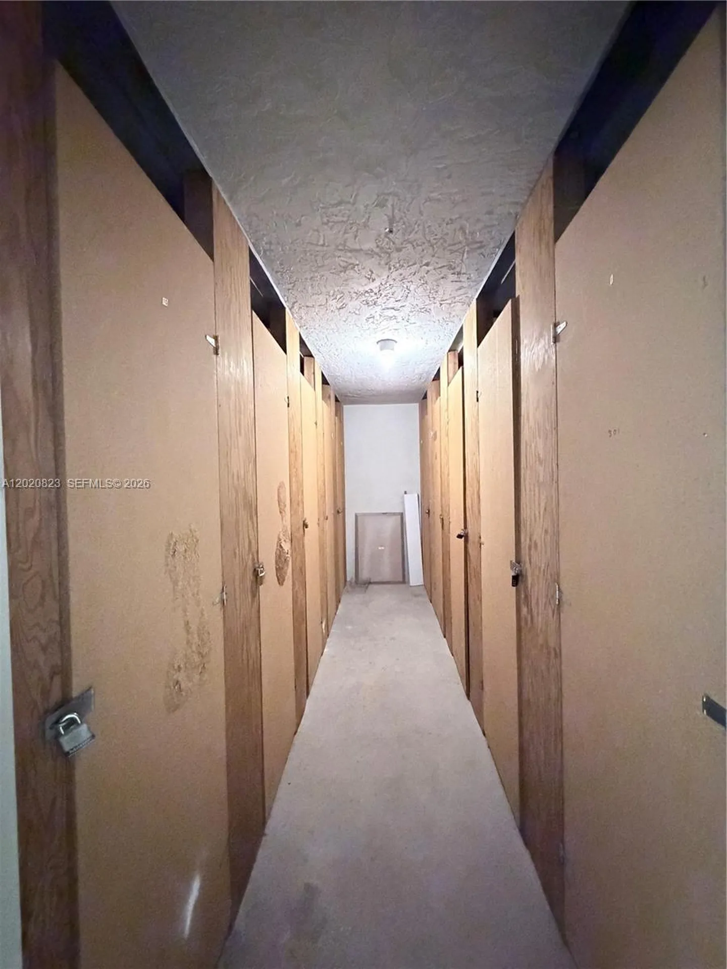 605 Oaks Drive Pompano Beach FL 33069