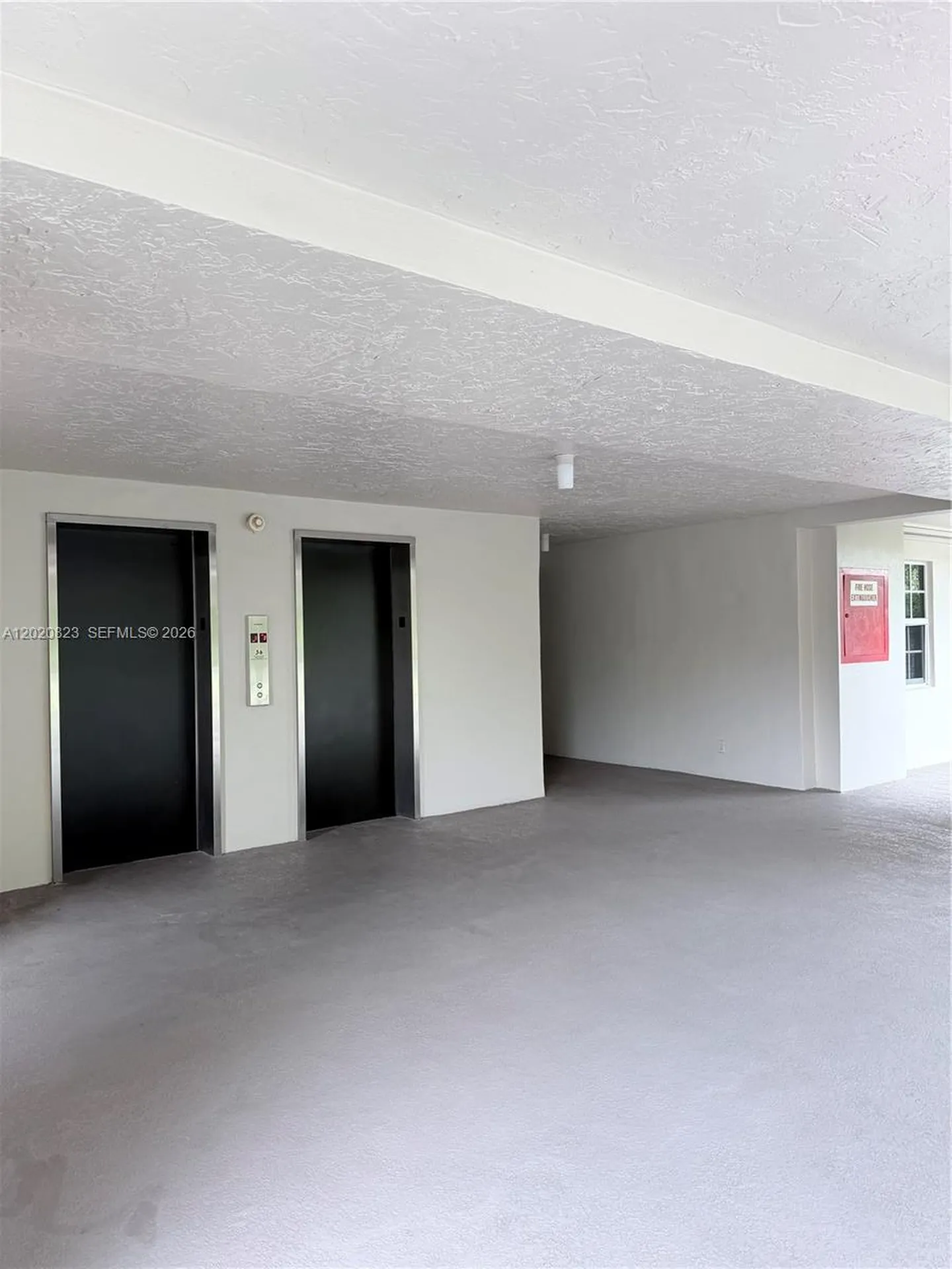 605 Oaks Drive Pompano Beach FL 33069
