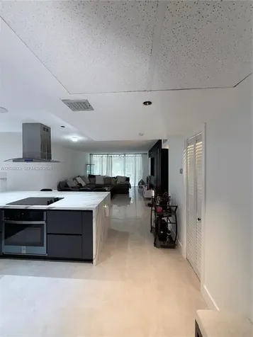 605 Oaks Drive Pompano Beach FL 33069