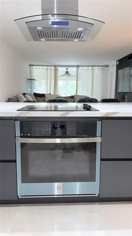 605 Oaks Drive Pompano Beach FL 33069