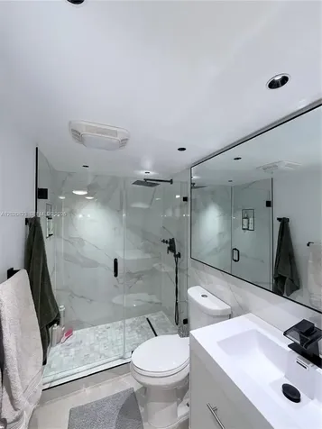 605 Oaks Drive Pompano Beach FL 33069