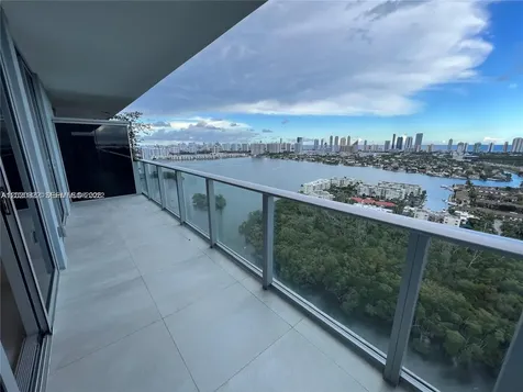16385 Biscayne Boulevard North Miami Beach FL 33160