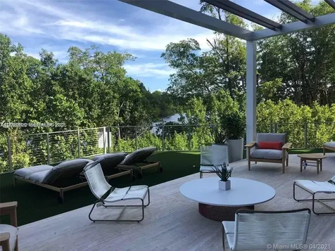 16385 Biscayne Boulevard North Miami Beach FL 33160