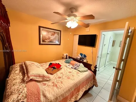 5953 W 28th Avenue Hialeah FL 33016