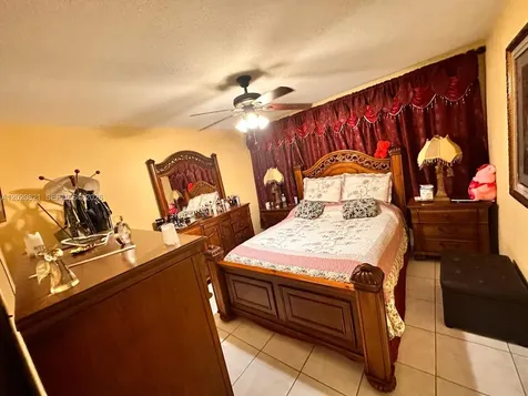 5953 W 28th Avenue Hialeah FL 33016