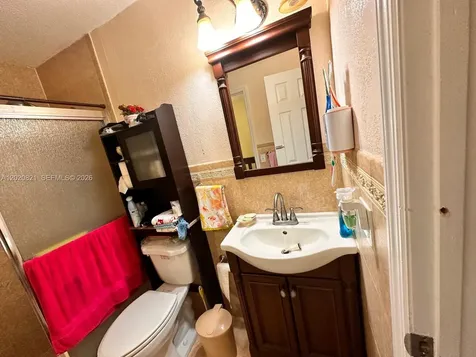 5953 W 28th Avenue Hialeah FL 33016