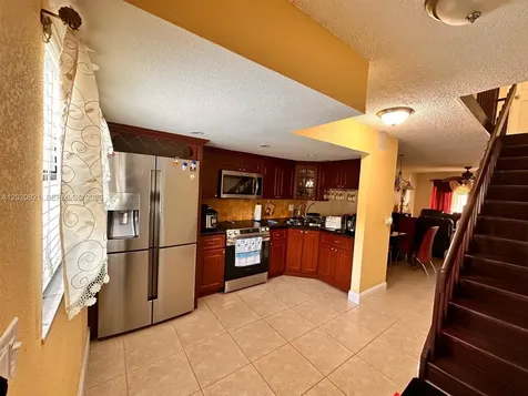 5953 W 28th Avenue Hialeah FL 33016