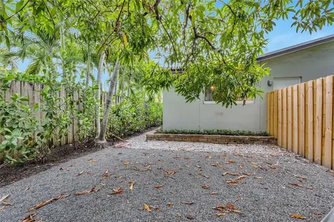 1015 W Las Olas Boulevard Fort Lauderdale FL 33312