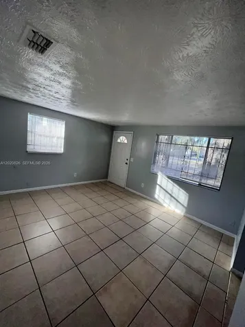 2644 West Jacksonville FL 32209