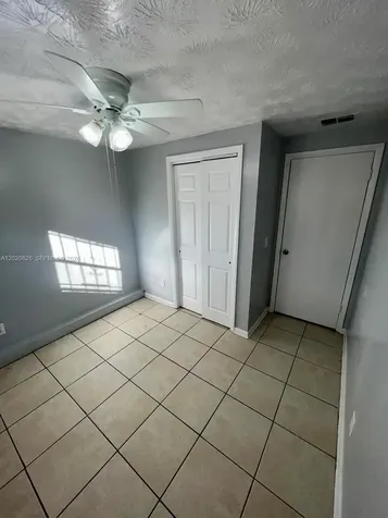 2644 West Jacksonville FL 32209