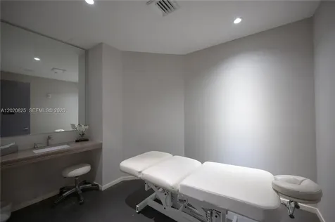 1300 Brickell Bay Drive Miami FL 33131