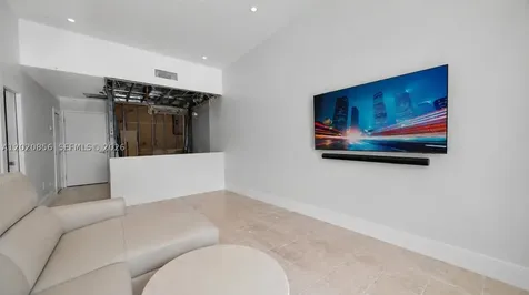 6917 Collins Avenue Miami Beach FL 33141