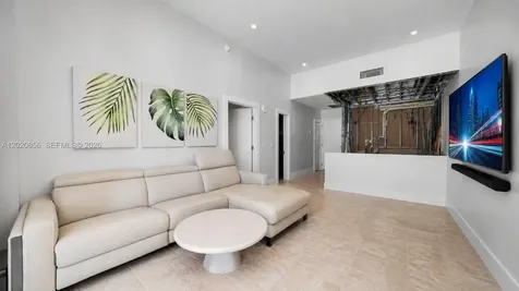 6917 Collins Avenue Miami Beach FL 33141