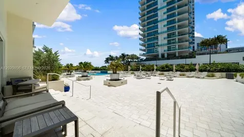 6917 Collins Avenue Miami Beach FL 33141