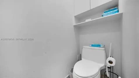 6917 Collins Avenue Miami Beach FL 33141