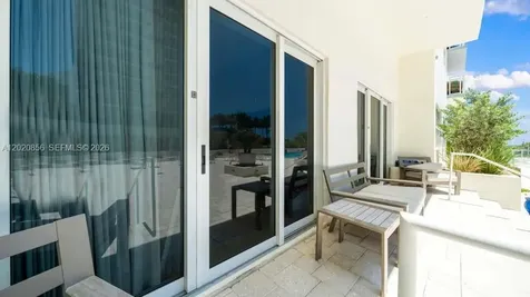 6917 Collins Avenue Miami Beach FL 33141