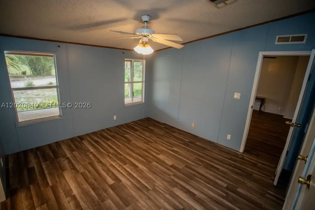 3880 Packinghouse Road Other City - In The State Of Florida FL 33920