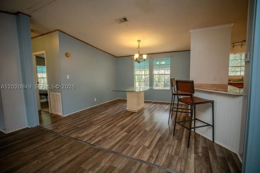 3880 Packinghouse Road Other City - In The State Of Florida FL 33920