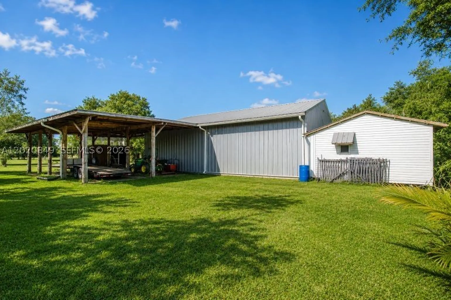 3880 Packinghouse Road Other City - In The State Of Florida FL 33920