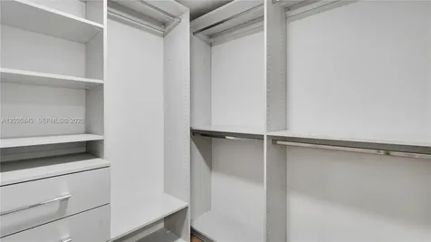 555 NE 34th Street Miami FL 33137