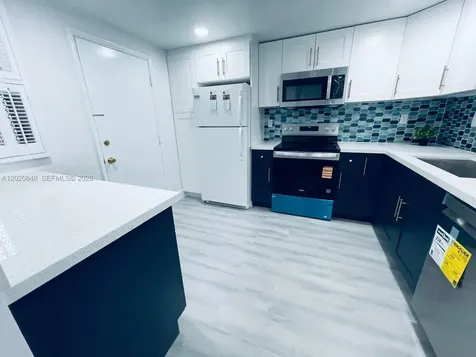 9175 SW 77th Avenue Miami FL 33156