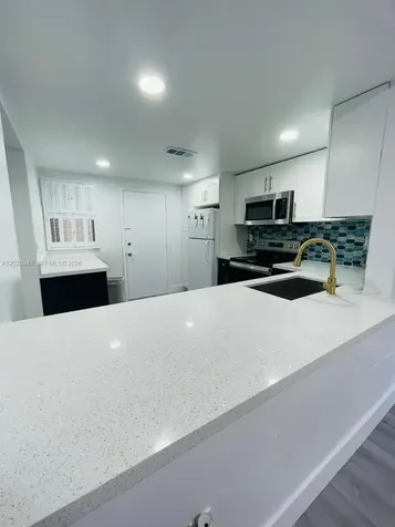 9175 SW 77th Avenue Miami FL 33156
