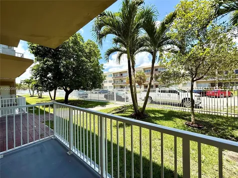 1460 NE 169th Street North Miami Beach FL 33162