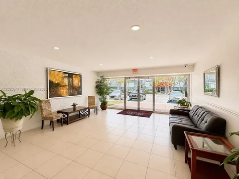 1460 NE 169th Street North Miami Beach FL 33162