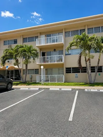 1460 NE 169th Street North Miami Beach FL 33162