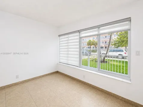 1460 NE 169th Street North Miami Beach FL 33162