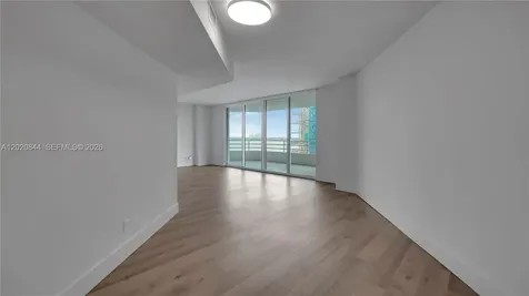 555 NE 34th Street Miami FL 33137