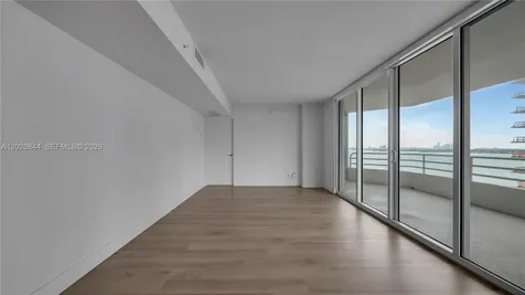 555 NE 34th Street Miami FL 33137