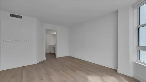 555 NE 34th Street Miami FL 33137