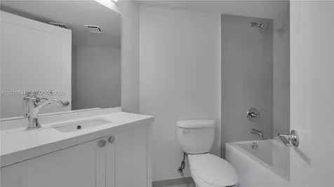 555 NE 34th Street Miami FL 33137