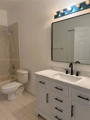 8835 S Isles Circle Tamarac FL 33321
